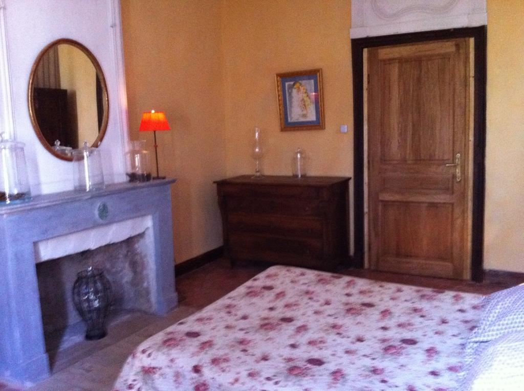 Chateau De La Bastide Goudargues Zimmer foto